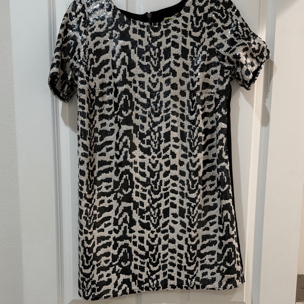 Gianni Bini Black and Silver Patterned Sequin dress
